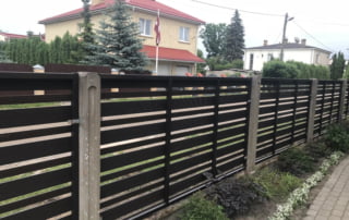 Заборы из композитного  пластика – wpc, Aluzinc, metāla žogi, metāla sētas, metāla vārti, bīdāmie vārti Rīgā