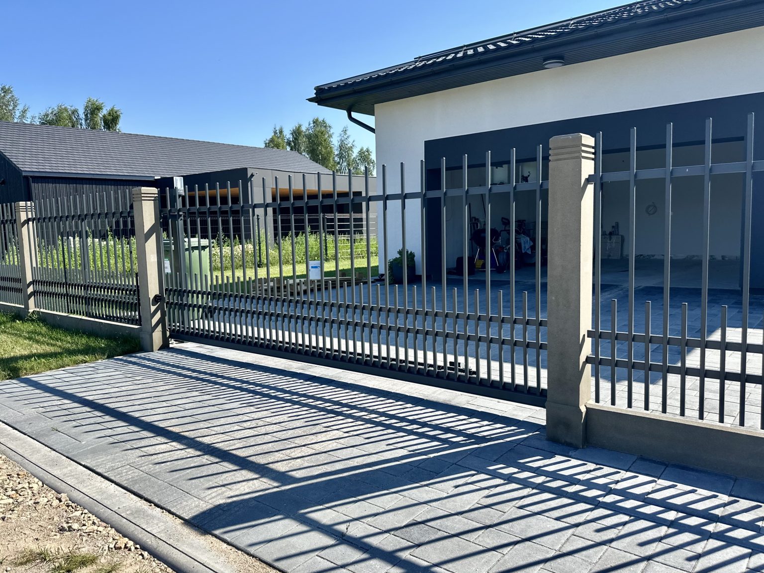 IMG 0566 2 - Aluzinc, metāla logi, metāla sētas, metāla vārti, bīdāmie vārti Rīgā IMG 0566 2 - Aluzinc, metāla logi, metāla sētas, metāla vārti, bīdāmie vārti Rīgā