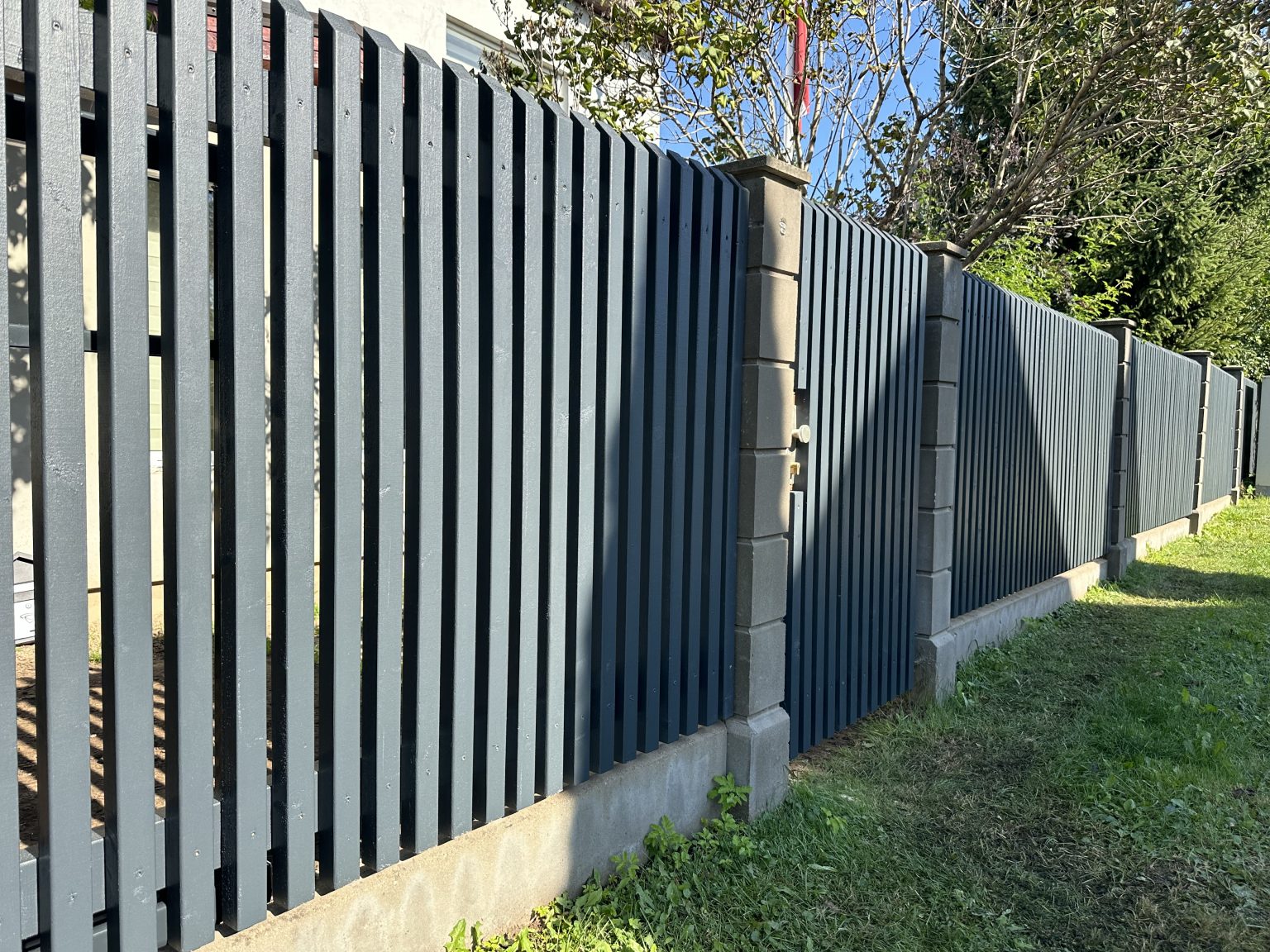 IMG 1125 2 3 - Aluzinc, metāla logi, metāla sētas, metāla vārti, bīdāmie vārti Rīgā