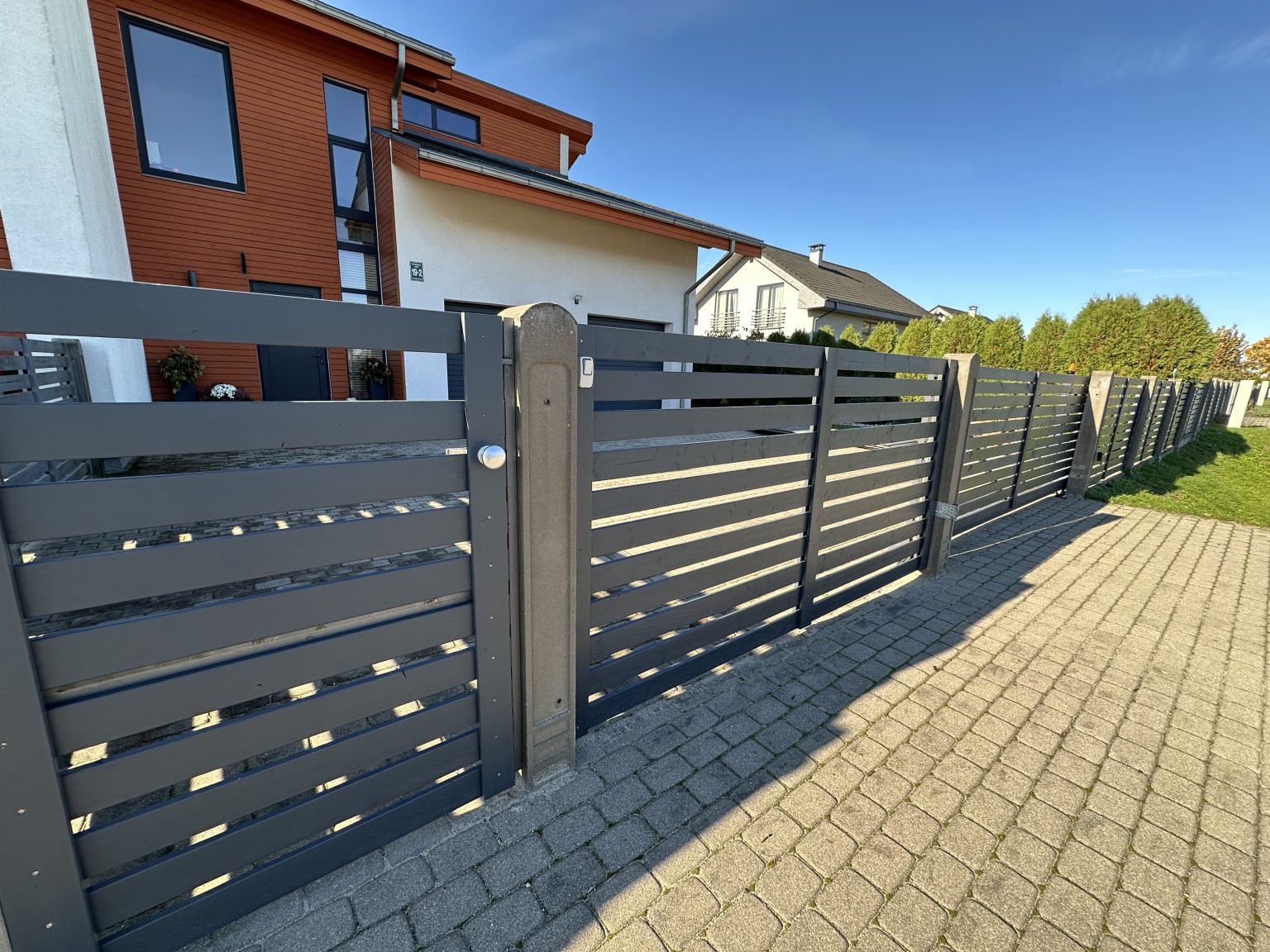 IMG 1477 2 - Aluzinc, metāla logi, metāla sētas, metāla vārti, bīdāmie vārti Rīgā IMG 1477 2 - Aluzinc, metāla logi, metāla sētas, metāla vārti, bīdāmie vārti Rīgā