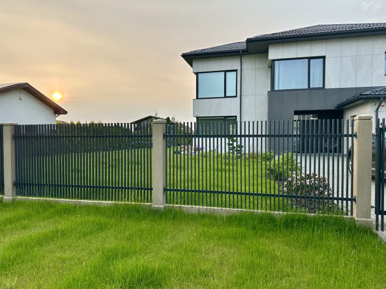 IMG 5727 2 - Aluzinc, metāla logi, metāla sētas, metāla vārti, bīdāmie vārti Rīgā IMG 5727 2 - Aluzinc, metāla logi, metāla sētas, metāla vārti, bīdāmie vārti Rīgā