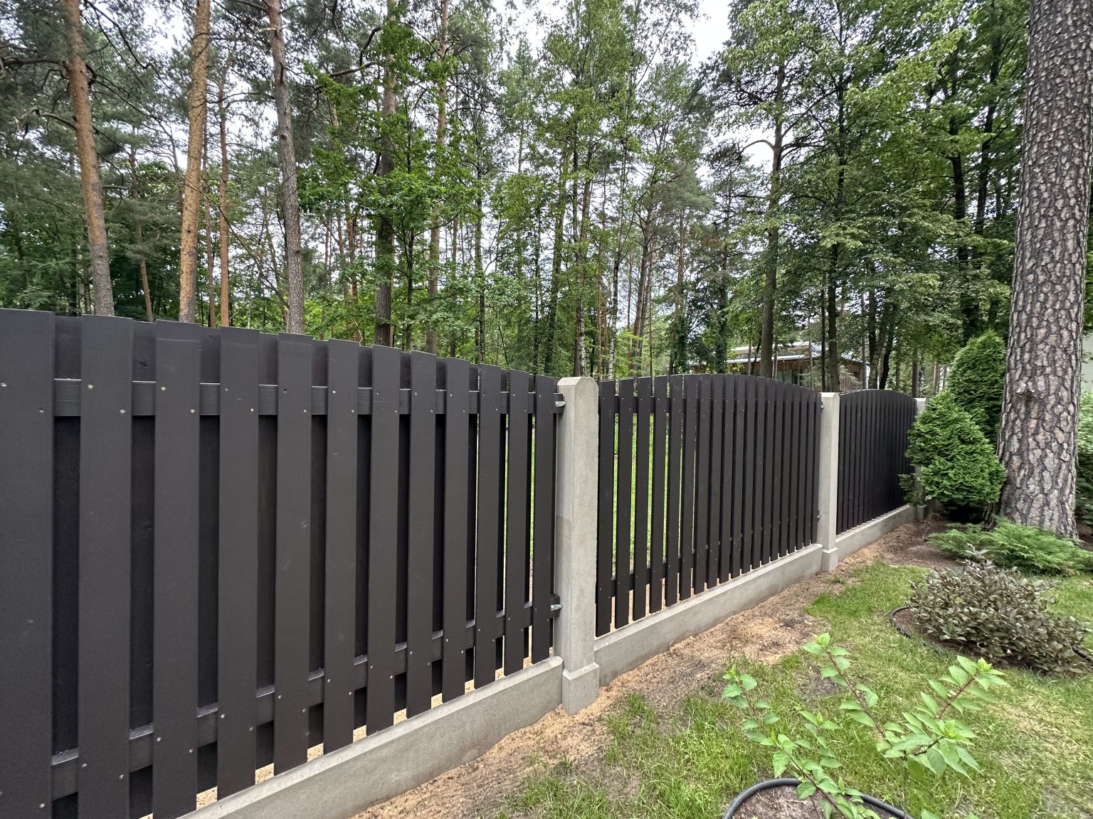 IMG 6463 5 - Aluzinc, metāla logi, metāla sētas, metāla vārti, bīdāmie vārti Rīgā