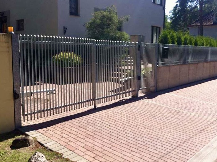 IMG 8979 1 - Aluzinc, metāla logi, metāla sētas, metāla vārti, bīdāmie vārti Rīgā IMG 8979 1 - Aluzinc, metāla logi, metāla sētas, metāla vārti, bīdāmie vārti Rīgā